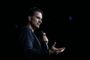 Ricardo Arjona confirma gira con su nuevo disco "Circo soledad"