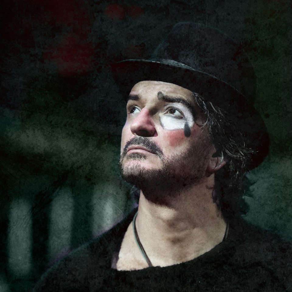 Ricardo Arjona y su nuevo disco "Circo soledad"