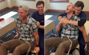 Un joven decide experimentar el dolor de un parto y esta fue su reacción