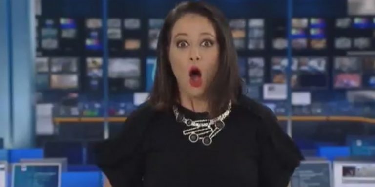 Periodista australiana protagonizó chascarro en vivo y se volvió viral en redes sociales
