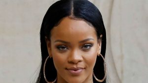 ¿Por qué todos criticaron este atuendo que usó Rihanna?