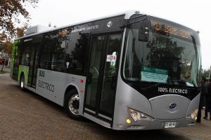 Transantiago sumará dos buses eléctricos para el segundo semestre