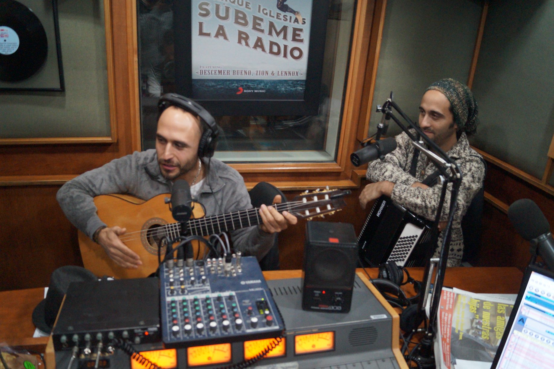 Aniversario FMDOS: ¡Celebramos nuestros 18 años con grandes artistas!