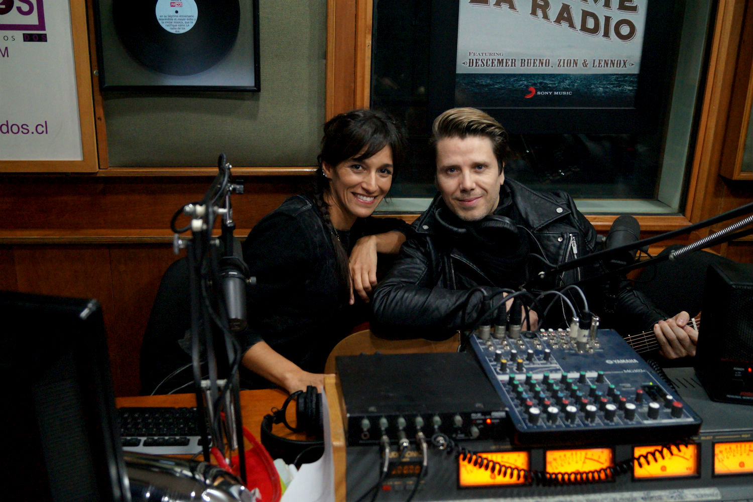 Andrés de León en FMDOS