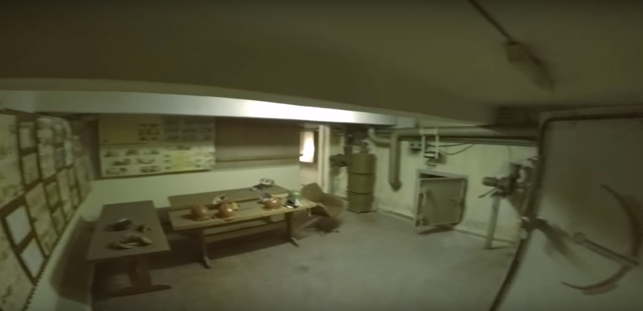 Lo que encontró este youtuber al ingresar a una fábrica abandonada es sorprendente