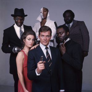 Fallece Roger Moore, actor que interpretó a James Bond