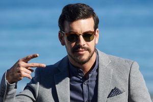 ¡Ups! La inocente broma que sufrió Mario Casas por culpa de sus amigos