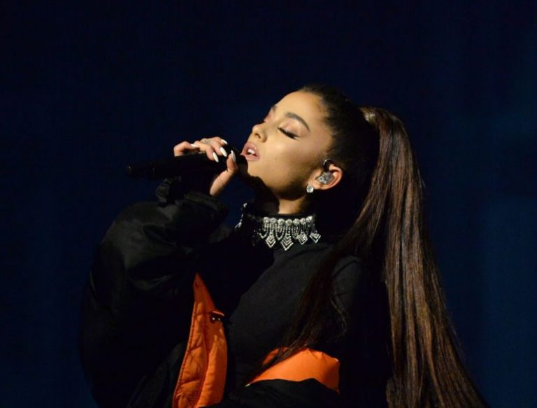 Rumores confirmarían que Ariana Grande canceló su gira mundial tras atentado en Manchester