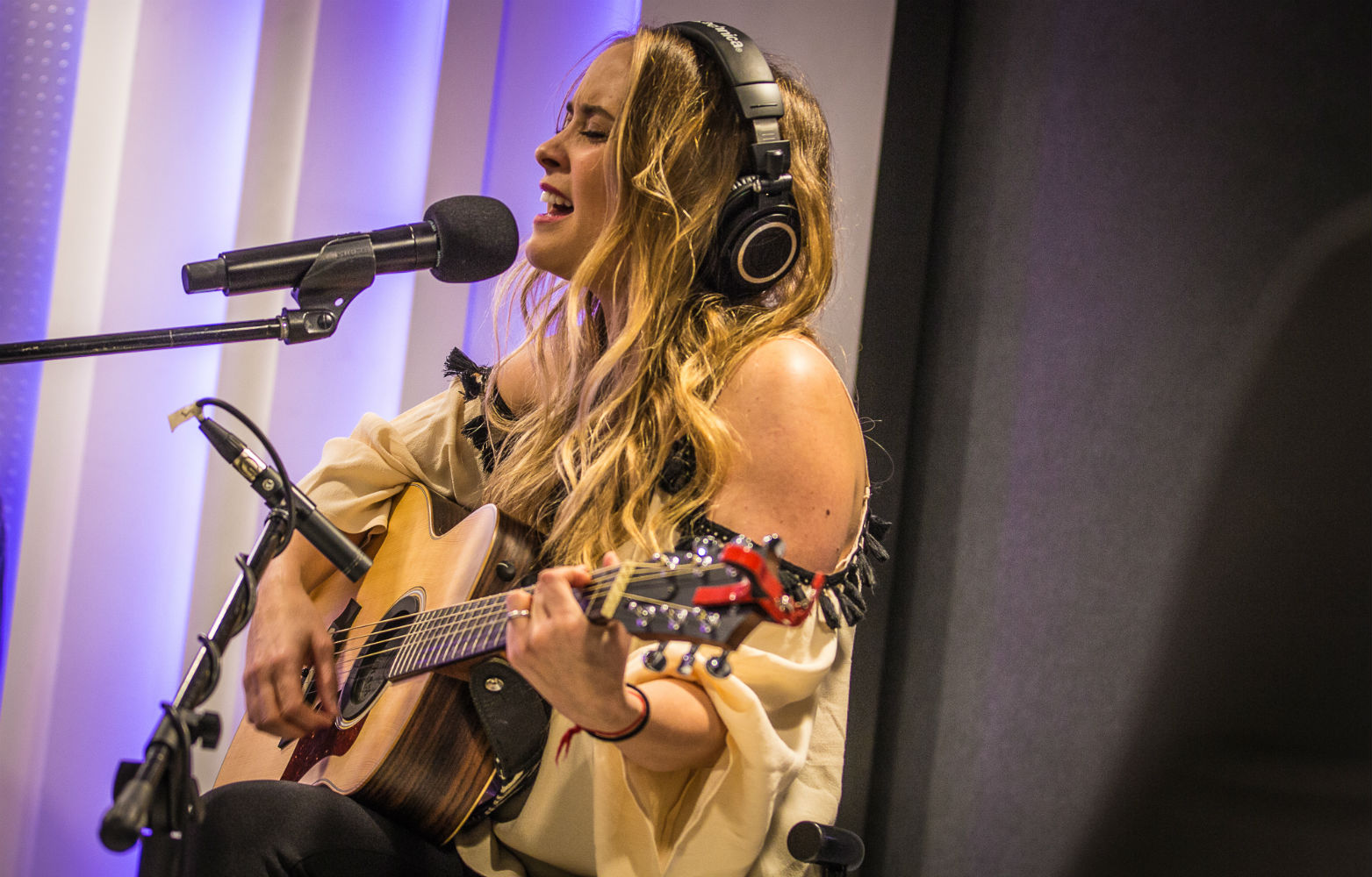 Consuelo Schuster en FMDOS