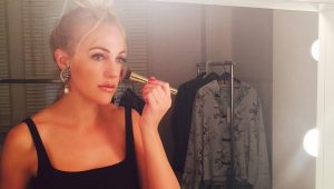 Meryem Uzerli arrasa con sus looks y posa con estrellas en el Festival de Cannes