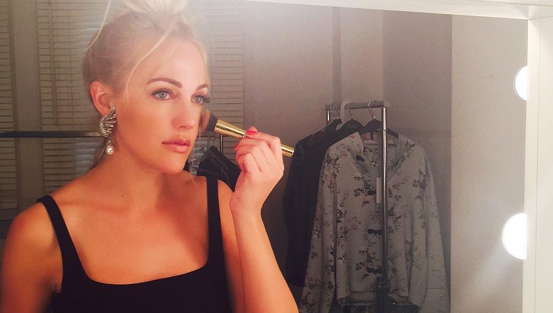 Meryem Uzerli arrasa con sus looks y posa con estrellas en el Festival de Cannes