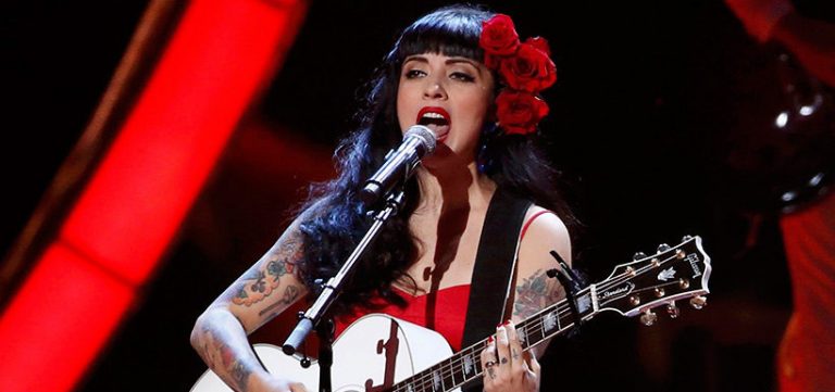 Mon Laferte e Inti-Illimani se unen en homenaje a Violeta Parra
