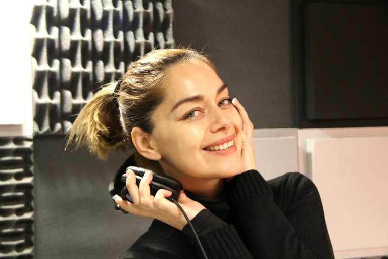 ¡Bienvenida, Elvira Cristi! De lunes a sábado, te acompañará en #Conectados ❤️