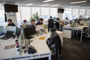 Las 5 grandes razones que hacen de Mercado Libre la mejor empresa para jóvenes en Chile