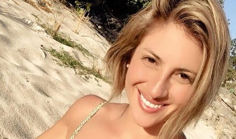 Karen Bejarano sorprende con cambio de look en redes sociales