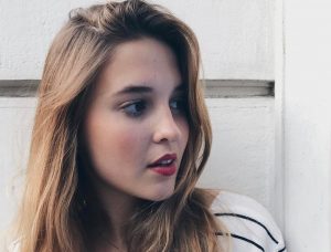 Belén Soto muestra cómo será su personaje en nueva teleserie de TVN