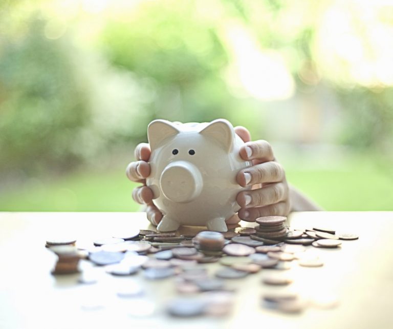 ¿Necesitas ahorrar dinero? Estos son los 4 gastos innecesarios que debes eliminar para siempre