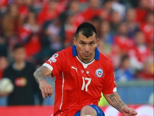El tierno saludo cumpleañero de Gary Medel a sus gemelos