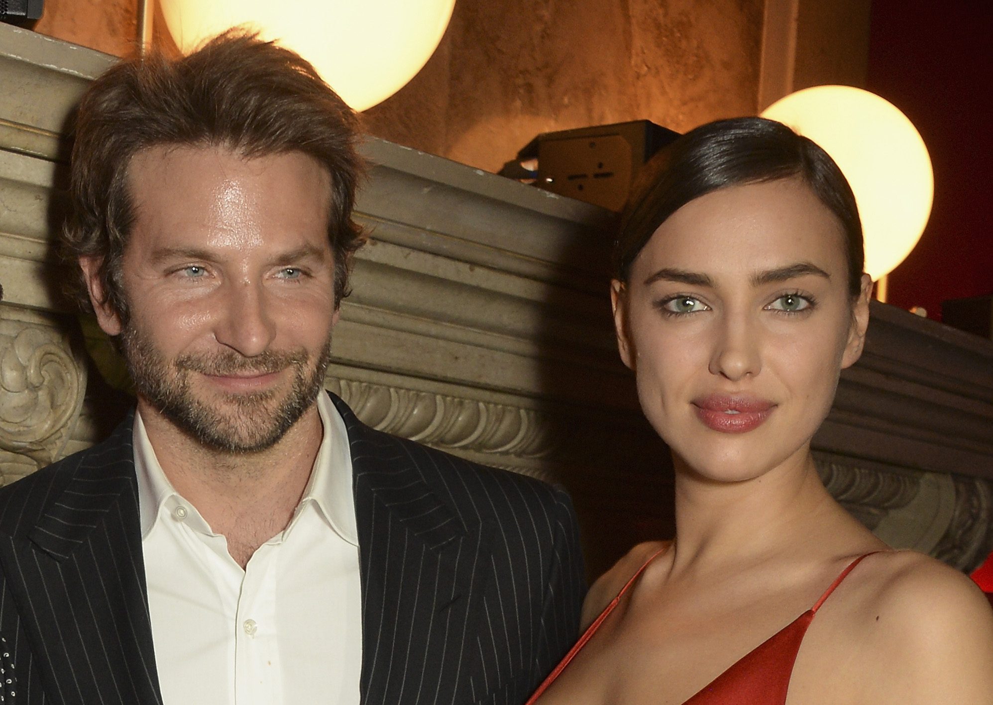 Filtran primeras fotos de Bradley Cooper e Irina Shayk con su hija