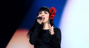 Mon Laferte mostró su talento oculto durante su recuperación