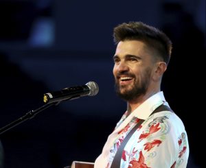 Hijo de Juanes enternece con su talento en redes sociales