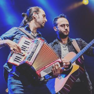 Los Vásquez cancelan su gira "Picándola finito" hasta nuevo aviso