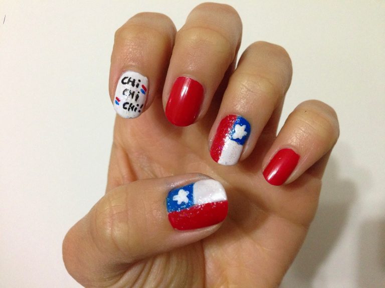 Manicure bandera chilena