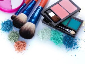Conoce la colorida tendencia de maquillaje que causará furor esta temporada