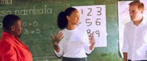 El inspirador documental de Rihanna donde busca entregar educación a niños en Malawi