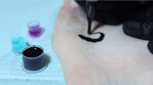 ¿Te harías un tatuaje con sonido? Conoce la nueva tendencia del momento