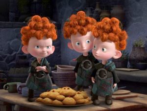 Morimos de ternura con la reacción de estos pequeños trillizos cuando su padre se va