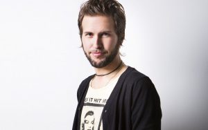 ¡Gonzalo Yáñez presentó a su hija recién nacida!