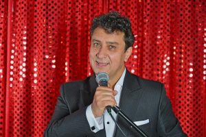 Otilio Castro abandona Mega y se integra a nueva casa televisiva