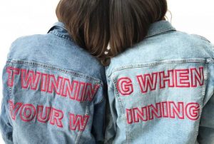 Twinning: descubre la nueva tendencia en moda que gana terreno