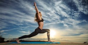 Crean calzas de yoga inteligentes para mejorar posturas