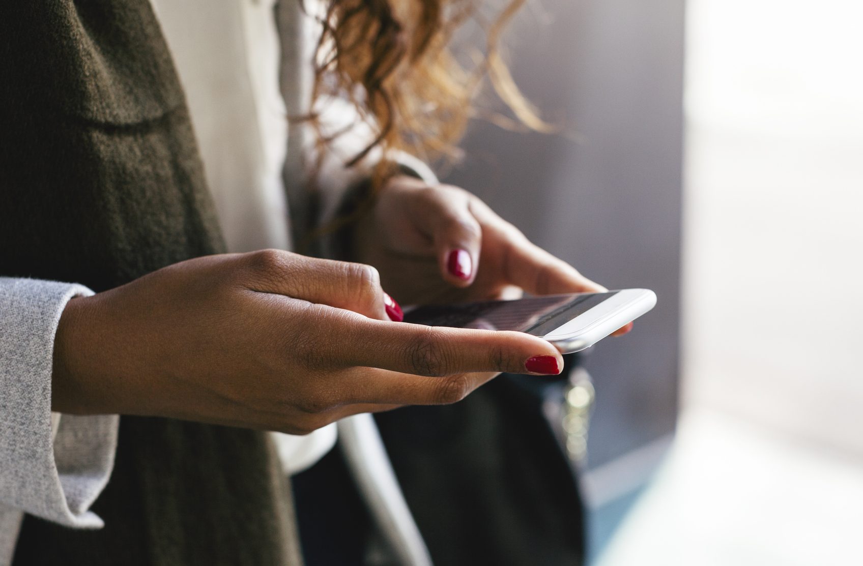 ¿Cómo proteger tu celular de los virus?