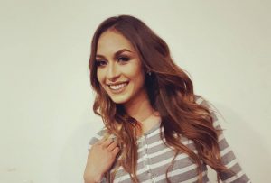 ¿Exceso de Photoshop? Ingrid Aceitón sorprende con irreconocible fotografía