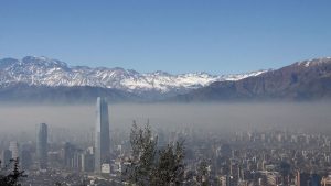 Santiago vive jornada con alerta ambiental