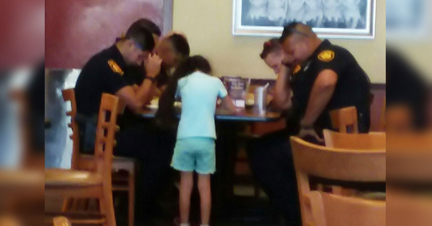Conoce la razón de por qué esta niña les rompió el corazón a unos policías