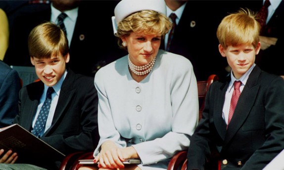 Los príncipes William y Harry revelaron cómo fue la última conversación telefónica con Diana de Gales