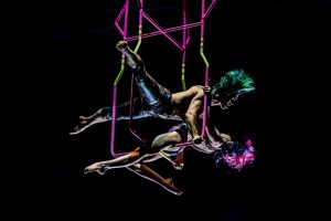 ¡Acrobacias y rock! Así fue el estreno del mágico espectáculo "Sép7imo día" de Cirque du Soleil
