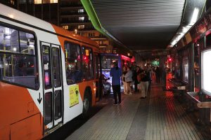Estos son los nuevos recorridos nocturnos del Transantiago