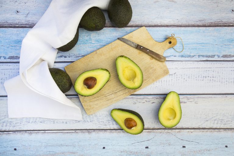 Componentes de la semilla de la palta podría tratar el cáncer y enfermedades al corazón