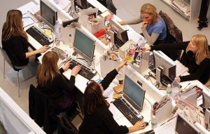 El técnica de los tres minutos para mejorar la productividad laboral en el trabajo