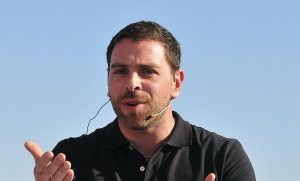 El divertido chascarro de José Antonio Neme durante transmisión del noticiero de Mega