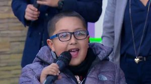 Mario Rivas, el niño que vendió un palo, se convierte en rostro de campaña