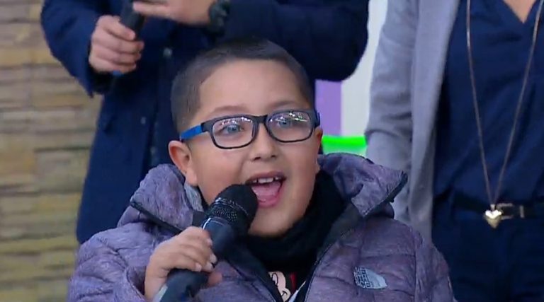 Mario Rivas, el niño que vendió un palo, se convierte en rostro de campaña