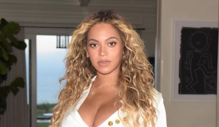 Beyoncé sorprende con su figura a solo dos meses de ser madre de mellizos
