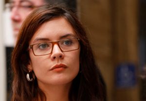 La diputada Camila Vallejo debutará como actriz junto a su pololo