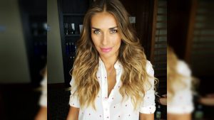 Mira el vestido con el que Carola de Moras deslumbró en "Maldita moda"